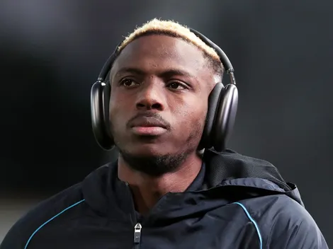 VEM FORTE NA DISPUTA! Rival quer dar ‘chapéu’ no Chelsea e vai com tudo por Osimhen