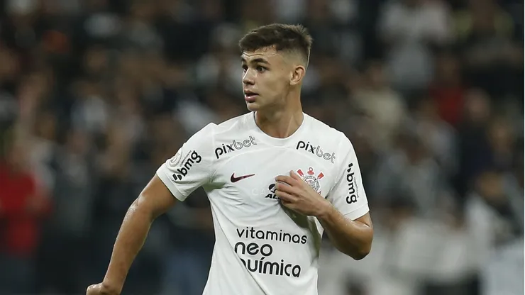 PSG e Chelsea tem concorrência: Gabriel Moscardo entra no radar de semifinalista da Champions League e pode deixar o Corinthians nos próximos dias (Photo by Ricardo Moreira/Getty Images)
