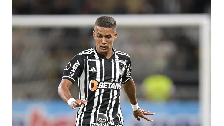 Pedrinho está emprestado ao Galo. (Photo by Pedro Vilela/Getty Images)