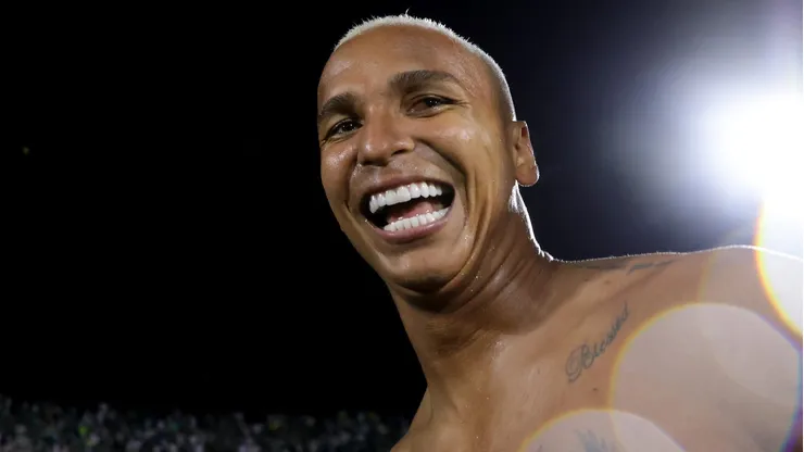 Deyverson pode ter salário de R$ 500 mil por mês em SAF. (Photo by Buda Mendes/Getty Images)