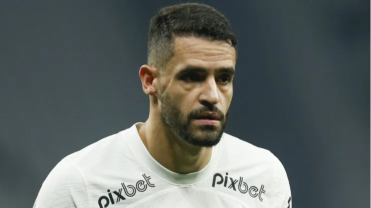 SAF do Brasileirão pode avançar pela contratação de Renato Augusto (Photo by Ricardo Moreira/Getty Images)