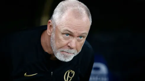 Mano Menezes ainda não indicou se conta com o jogador para 2024 (Foto: Wagner Meier/Getty Images)