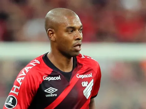 Quatro nomes são considerados para reforçar o Athletico-PR de Fernandinho em 2024