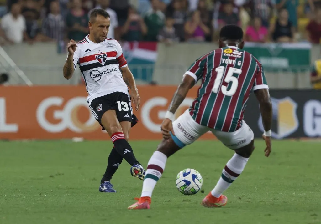 Rafinha em ação pelo Tricolor. Foto: Flickr Oficial São Paulo FC/Rubens Chiri