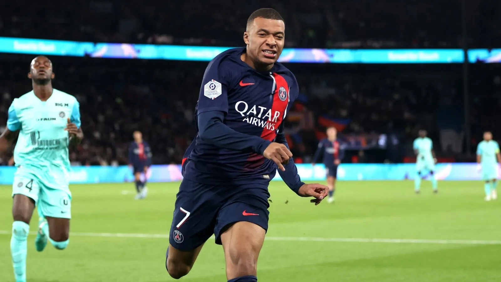 Kylian Mbappe of PSG (Photo by Alex Pantling/Getty Images)