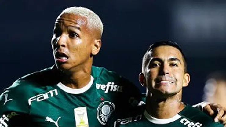Deyverson e Dudu atuando no Palmeiras. Foto: Alexandre Schneider/Getty Images