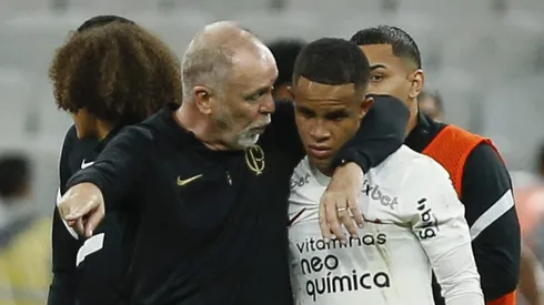 Mano foi pego de surpresa: Corinthians tem conversas em andamento e pode perder grande nome do elenco para 2024 (Photo by Ricardo Moreira/Getty Images)