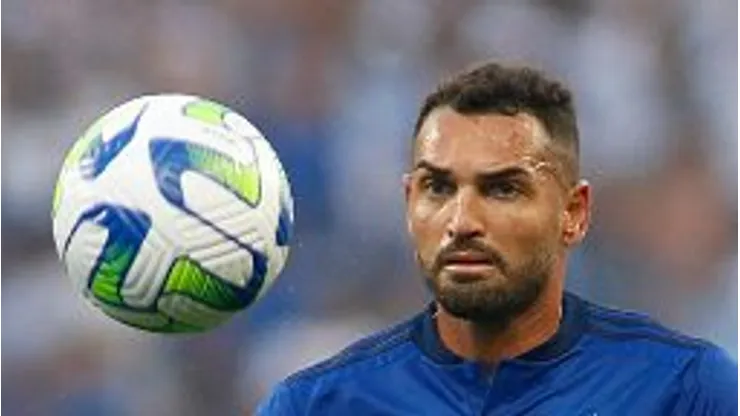 Gilberto em atuação no Cruzeiro. Foto: Miguel Schincariol/Getty Images