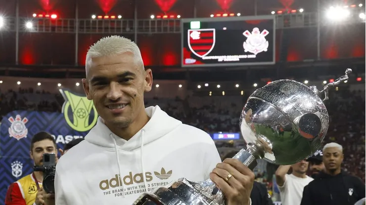 Santos está de saída do Flamengo. (Photo by Wagner Meier/Getty Images)