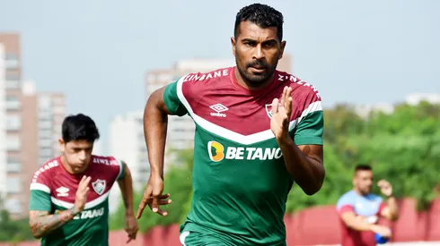 Thiago Santos deixou o Grêmio em baixa e está bem no Fluminense (Foto: Mailson Santana/Fluminense FC/Divulgação)