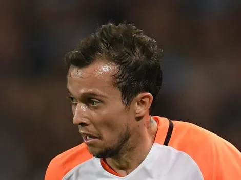 Situação de Bernard vem à tona com 4 gigantes na cola do camisa 10