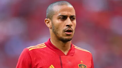 Time brasileiro quer fechar a contratação de Thiago Alcântara, do Liverpool (Photo by David Ramos/Getty Images)