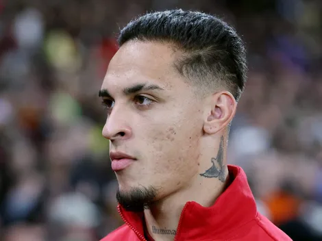 Jornal inglês diz que Antony custou caro para o Manchester United:“Não valia os 86 milhoes"