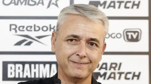 Tiago Nunes na apresentação do Botafogo. Foto: Flickr Oficial Botafogo Fr/Vítor Silva