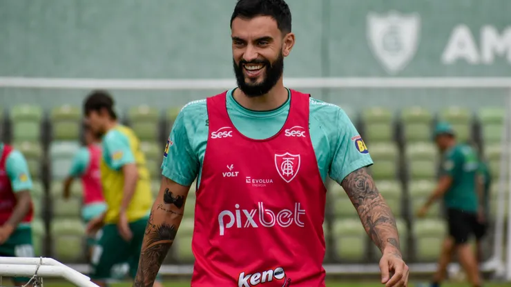 Mastriani: jogador foi apontado como alvo do Grêmio (Foto: Marina Almeida / América / Divulgação)