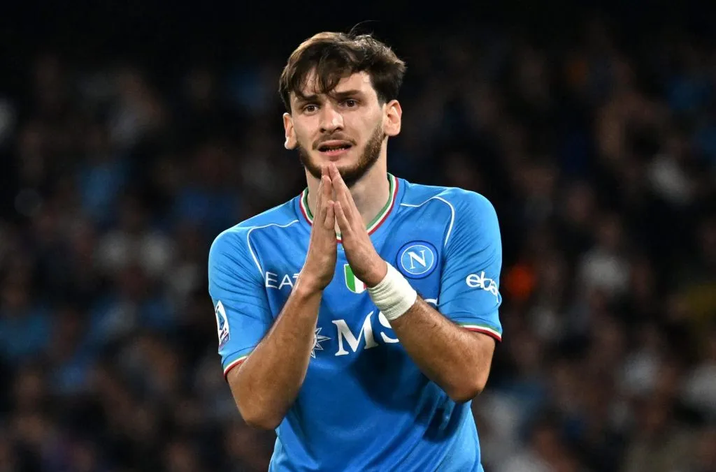 Transferência recorde! Newcastle já sabe quanto terá que pagar para ter Khvicha Kvaratskhelia; 3 gigantes também estão de olho (Photo by Francesco Pecoraro/Getty Images)