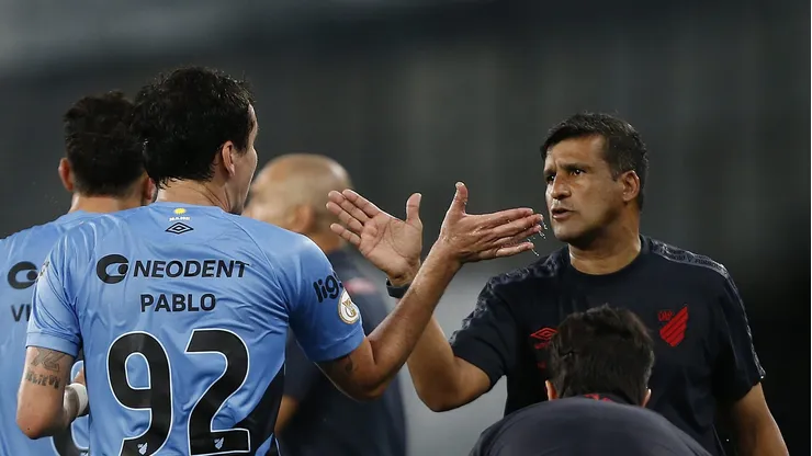Jogador de Seleção: Athletico Paranaense quer a contratação de destaque do Futebol Brasileiro que participou da última Copa do Mundo (Photo by Wagner Meier/Getty Images)