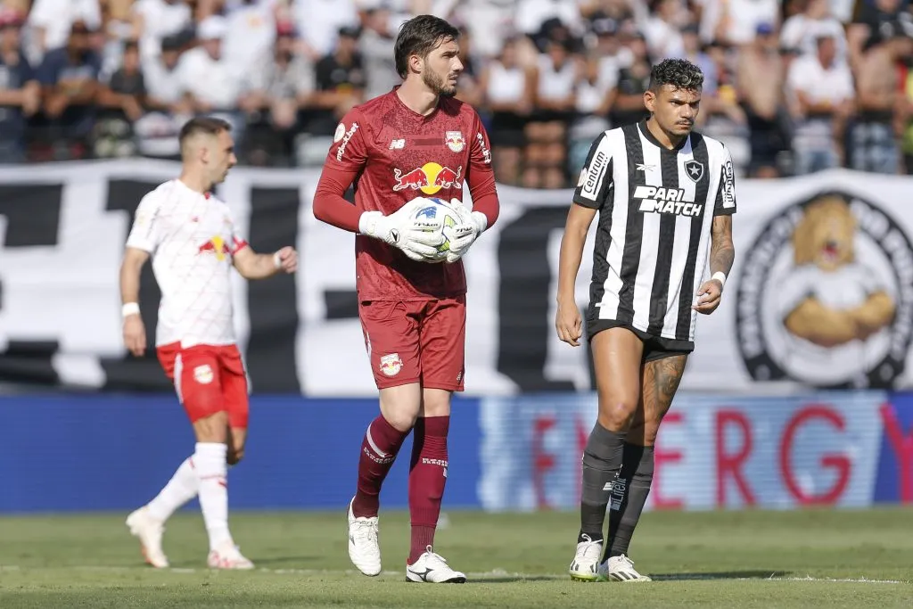 Botafogo ainda depende apenas de si. Photo by Ricardo Moreira/Getty Images)