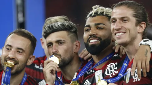 Mano Menezes aprova chegada de medalhão do Flamengo no Corinthians (Photo by Wagner Meier/Getty Images)