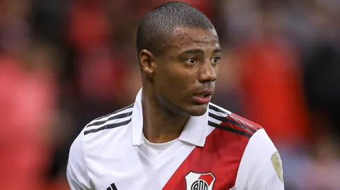 River aceita vender e campeão brasileiro fica perto do meia De La Cruz (Photo by Pedro Tesch/Getty Images)