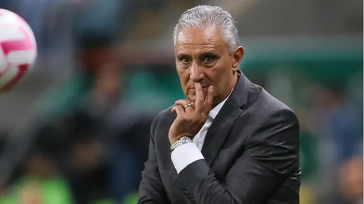 Flamengo se prepara para fechar com grande zagueiro do Brasileirão (Photo by Pedro H. Tesch/Getty Images)