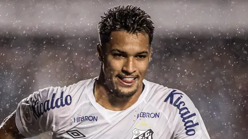 Marcos Leonardo em ação pelo Santos. Foto: Raul Baretta/Santos FC | Flickr
