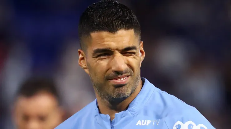 Suárez está de saída do Grêmio. (Photo by Marcos Brindicci/Getty Images)