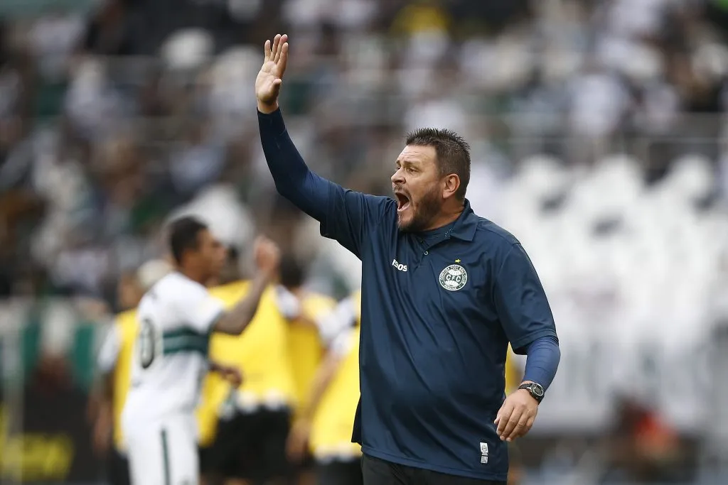 Thiago Kosloski técnico do Coritiba (Photo by Wagner Meier/Getty Images)