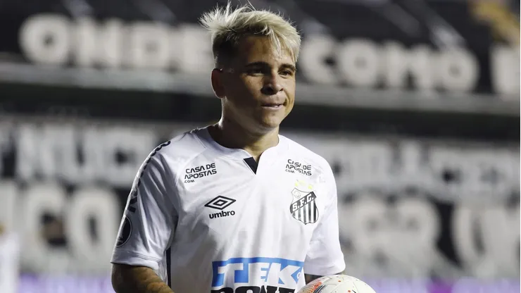 Soteldo pode deixar o Santos para vestir azul em 2024. (Photo by Sebastiao Moreira-Pool/Getty Images)