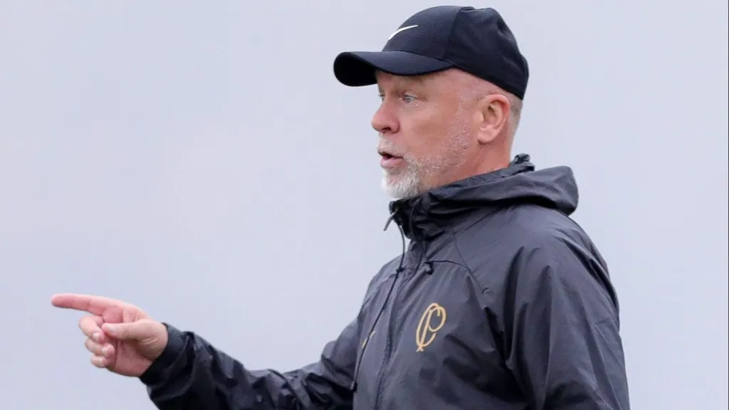 Mano Menezes: técnico vai receber reforços no TImão (Foto: Rodrigo Coca/Ag. Corinthians/Divulgação)