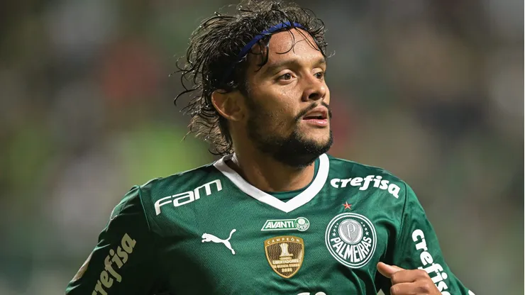 Clube carioca prepara proposta para fechar com o meia Gustavo Scarpa (Photo by Pedro Vilela/Getty Images)