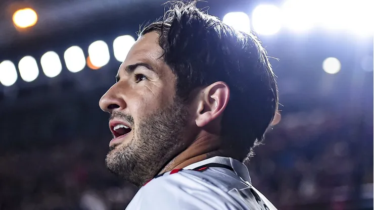 Pato dá 'sinal positivo' e caminha para assinar com clube surpreendente (Photo by Marcelo Endelli/Getty Images)