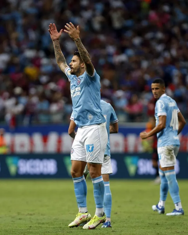 Everaldo em ação pelo Bahia | Bahia x Athletico-PR – Brasileiro A 2023 | Foto: Felipe Oliveira/Flickr Oficial EC Bahia