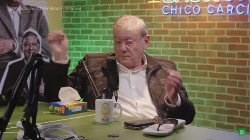 Milton Neves durante podcast. Foto: Reprodução YouTube