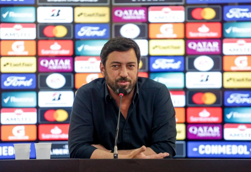 Gestão de Duílio Monteiro foi alvo de críticas (Foto: Rodrigo Coca/Agência Corinthians)