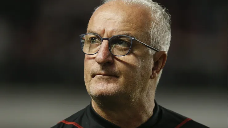 Liverpool decide comprar titular do São Paulo de Dorival Jr. (Photo by Ricardo Moreira/Getty Images)