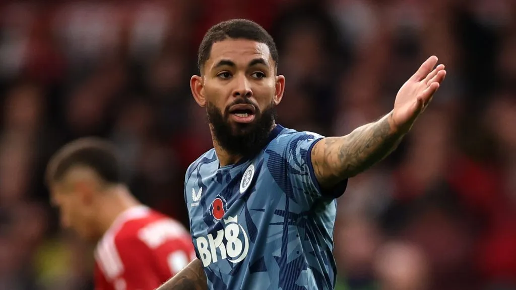 Dois favoritos de Diniz! Arsenal quer novo meio-campista e tem dois destaques da Seleção Brasileira entre os favoritos (Photo by Eddie Keogh/Getty Images)