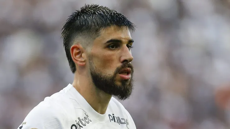 Bruno Mendez está em fim de contrato com o Timão. (Photo by Ricardo Moreira/Getty Images)