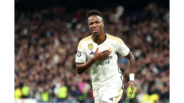 MADRID, SPAIN - NOVEMBER 08: Vinicius Junior of Real Madrid celebrates after scoring the team's second goal during the UEFA Champions League match between Real Madrid and SC Braga at Estadio Santiago Bernabeu on November 08, 2023 in Madrid, Spain. (Photo by Florencia Tan Jun/Getty Images)