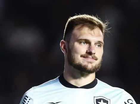 Lucas Perri vive drama no Botafogo e torcida protesta