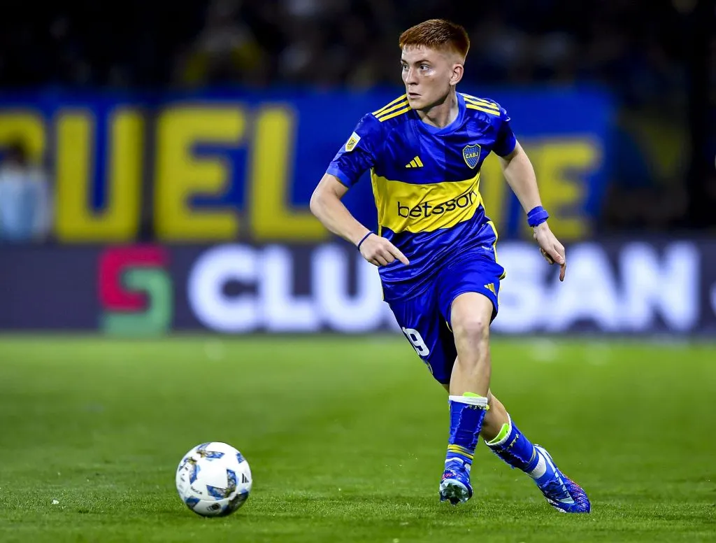 Valentín Barco em ação pelo Boca (Photo by Marcelo Endelli/Getty Images)