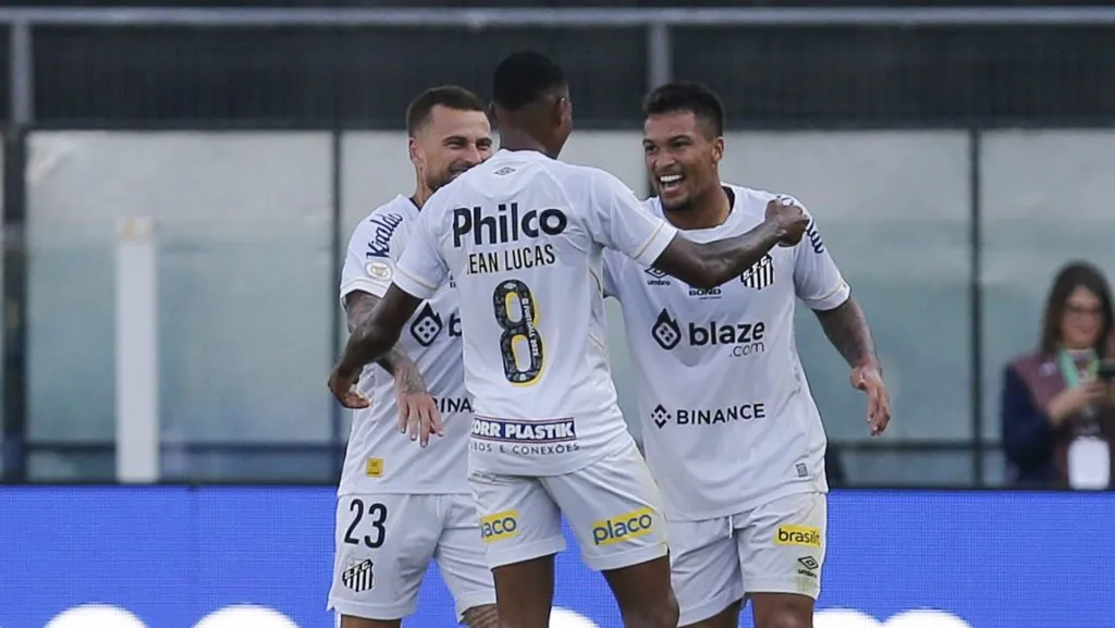 Marcos Leonardo interessa ao Real Madrid (Photo by Ricardo Moreira/Getty Images)