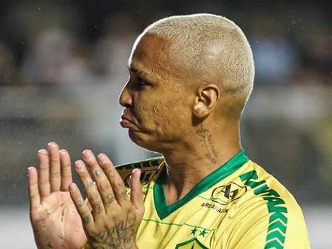 Grêmio aceita pagar bolada por Deyverson para assinar em janeiro