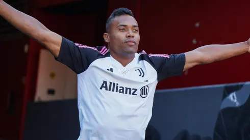 Alex Sandro pode ter salário astronômico no Flamengo (Photo by Loren Elliott/Getty Images)