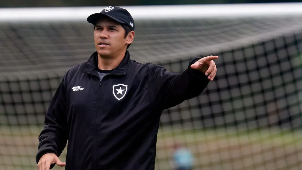 Lúcio Flávio: principal alvo de críticas no Botafogo (Foto: Vitor Silva/Botafogo/Divulgação)