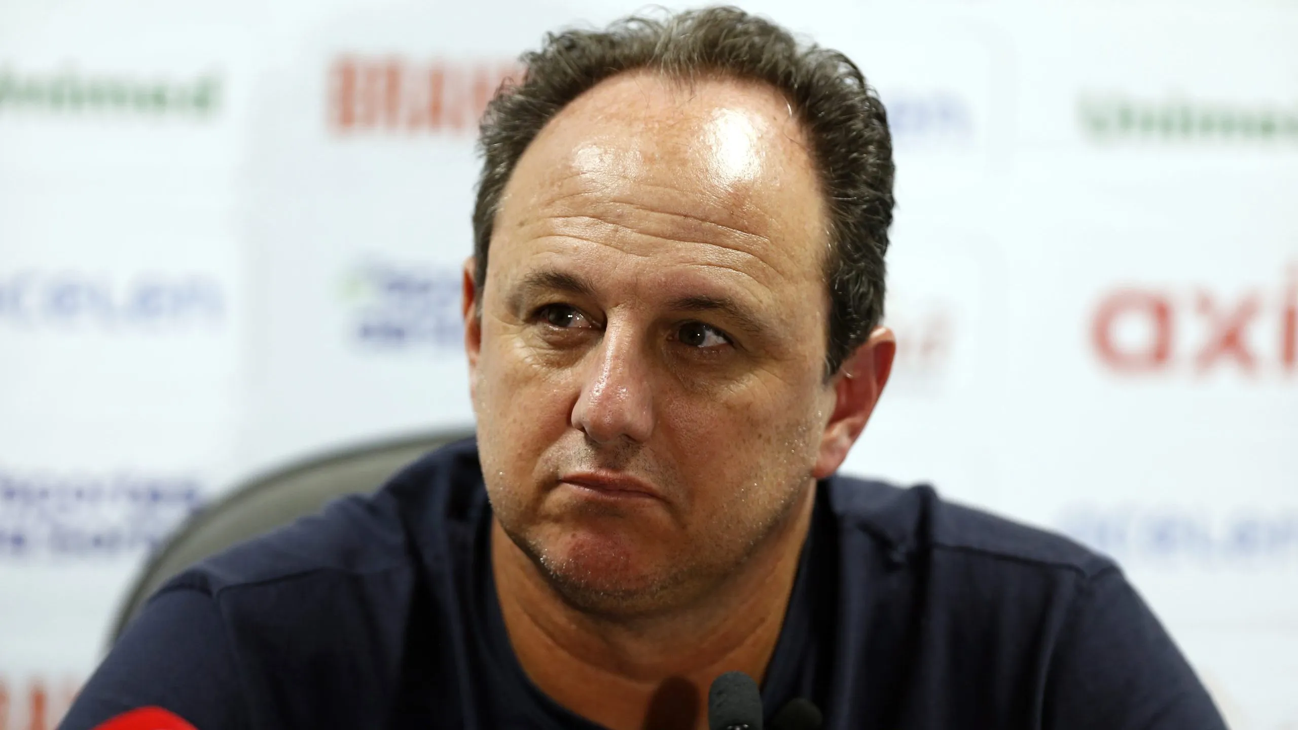 Rogério Ceni em entrevista coletiva após o jogo contra o Grêmio | Foto: Felipe Oliveira/EC Bahia