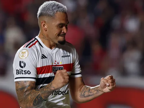 Após apelo da torcida, Dorival Júnior é direto sobre futuro de Luciano