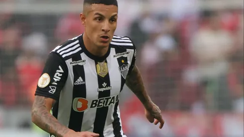 Guilherme Arana já sabe onde vai jogar em 2024 (Photo by Silvio Avila/Getty Images)