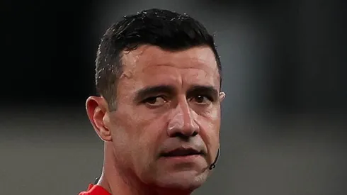 Bráulio da Silva Machado teve decisão difícil no duelo. Foto: Flickr Oficial SE Palmeiras/Cesar Greco