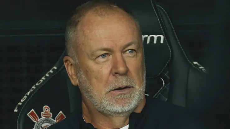 Mano Menezes, técnico do Corinthians. (Photo by Ricardo Moreira/Getty Images)